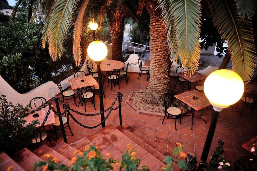 Hotel Hr Costa Rei มูราเวรา ภายนอก รูปภาพ